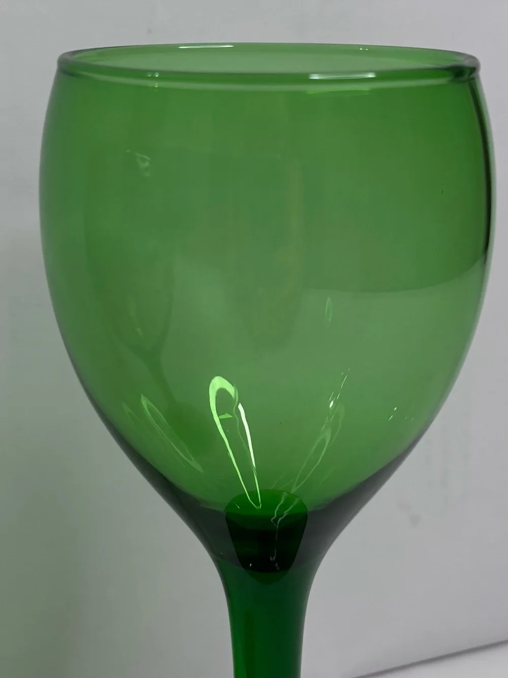 Green Stemware Wine Glasses Set of 2